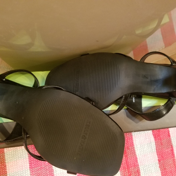 Black Sandals - Picture 3 of 5